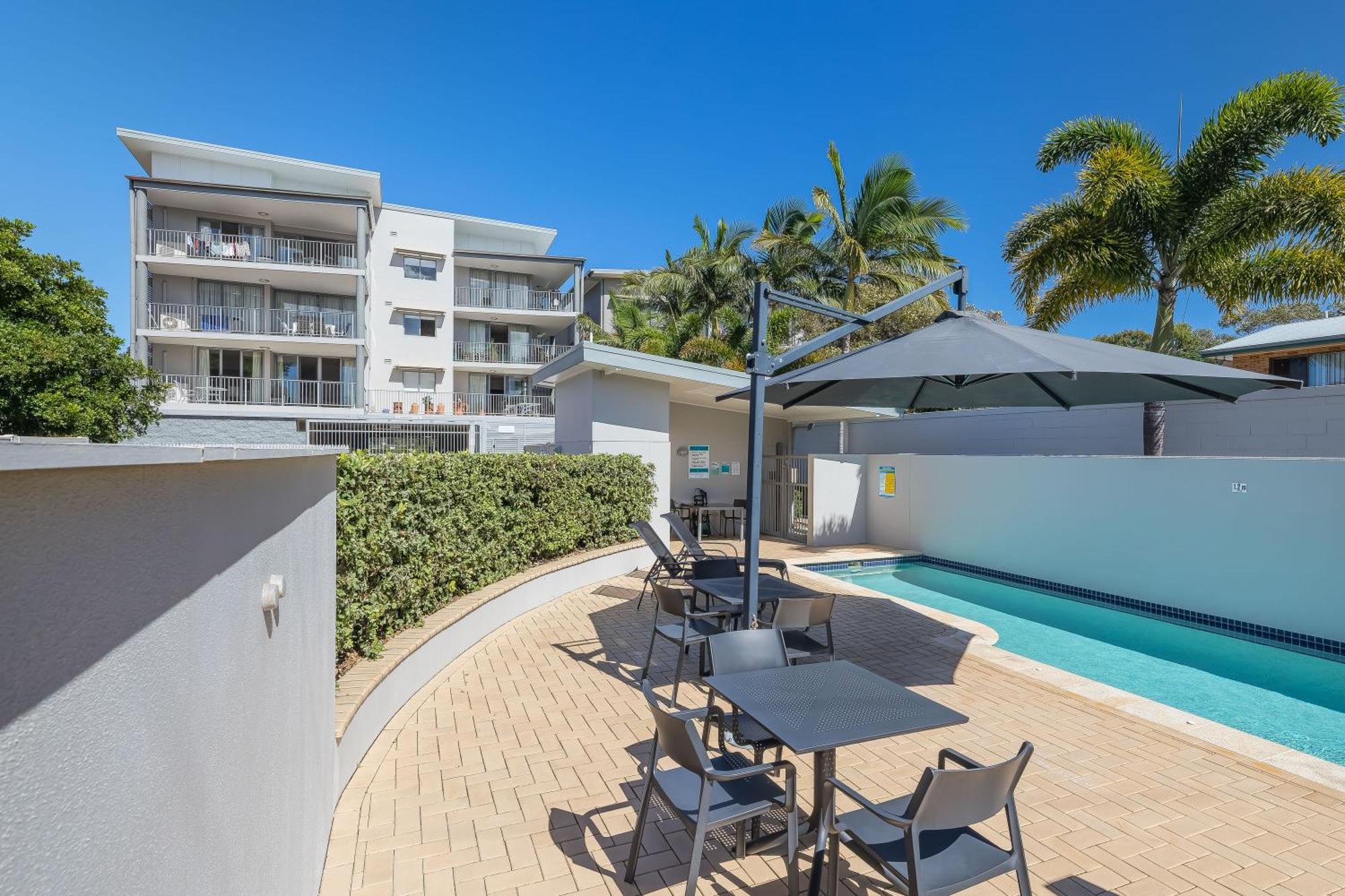 On The Bay Apartments Bongaree Екстер'єр фото